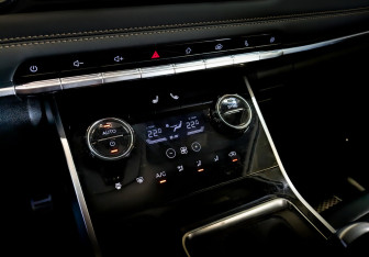 Подержанный автомобиль Chery Tiggo 8 2020 года (19 фото)