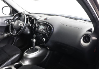 Подержанный автомобиль Nissan Juke 2013 года (8 фото)