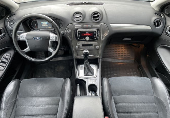 Подержанный автомобиль Ford Mondeo Sedan 2008 года (10 фото)