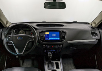 Подержанный автомобиль Geely Emgrand X7 2020 года (23 фото)