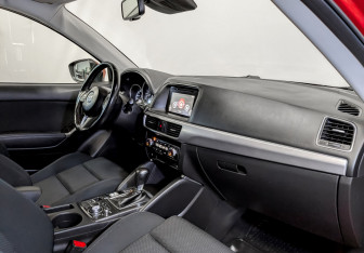 Подержанный автомобиль Mazda CX-5 2015 года (10 фото)