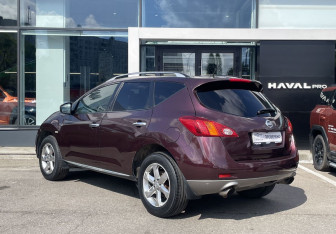 Подержанный автомобиль Nissan Murano Suv 2011 года (7 фото)