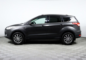 Подержанный автомобиль Ford Kuga 2016 года (3 фото)