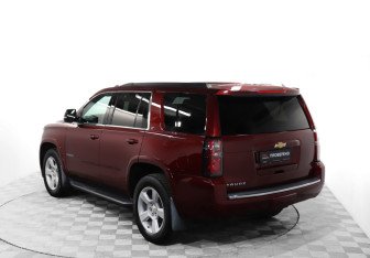 Подержанный автомобиль Chevrolet Tahoe 2016 года (7 фото)