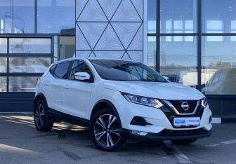 Подержанный автомобиль Nissan Qashqai 2019 года (3 фото)