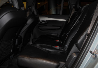 Подержанный автомобиль Volvo XC90 2019 года (8 фото)