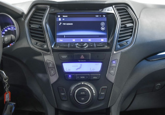Подержанный автомобиль Hyundai Santa Fe 2014 года (9 фото)