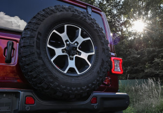 Подержанный автомобиль Jeep Wrangler 2020 года (28 фото)