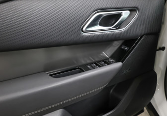 Подержанный автомобиль Land Rover Range Rover Velar 2019 года (22 фото)