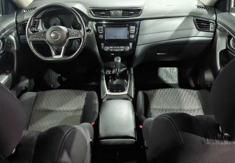 Подержанный автомобиль Nissan X-Trail 2019 года (9 фото)