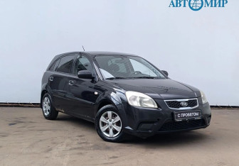 Подержанный автомобиль Kia Rio Hatchback 2011 года (3 фото)
