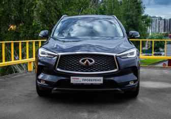 Подержанный автомобиль Infiniti QX50 2018 года (2 фото)