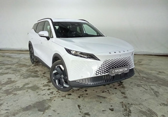 Подержанный автомобиль Omoda C7 2024 года (3 фото)