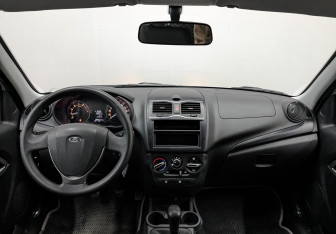 Подержанный автомобиль LADA (ВАЗ) Granta Sedan 2024 года (14 фото)