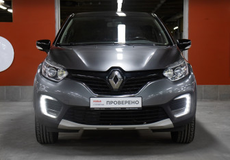 Подержанный автомобиль Renault Kaptur 2016 года (2 фото)