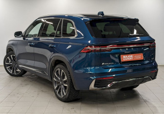 Подержанный автомобиль Geely Monjaro 2024 года (7 фото)