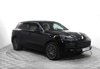 Подержанный автомобиль Porsche Cayenne 2020 года (3 фото)