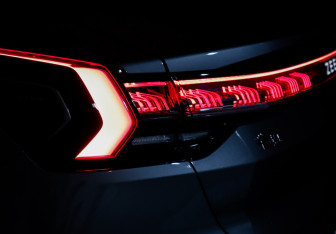 Подержанный автомобиль Zeekr 001 2023 года (30 фото)