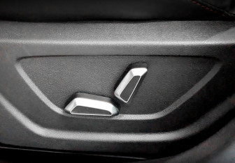 Подержанный автомобиль Geely Coolray 2024 года (21 фото)
