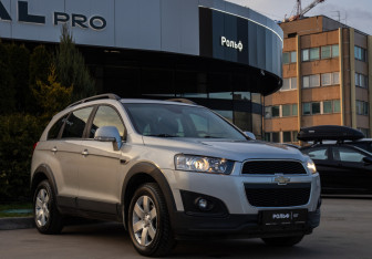 Подержанный автомобиль Chevrolet Captiva 2015 года (2 фото)