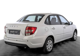 Подержанный автомобиль LADA (ВАЗ) Granta Sedan 2023 года (5 фото)