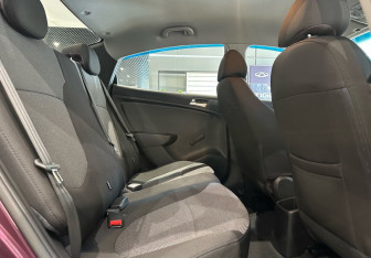 Подержанный автомобиль Hyundai Solaris Sedan 2012 года (11 фото)