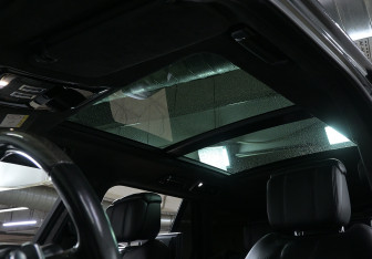 Подержанный автомобиль Land Rover Range Rover 2018 года (23 фото)