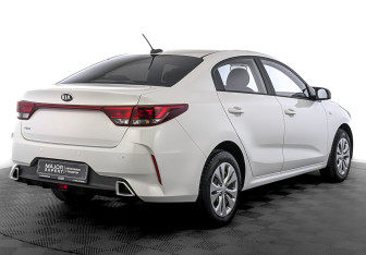 Подержанный автомобиль Kia Rio Sedan 2021 года (5 фото)