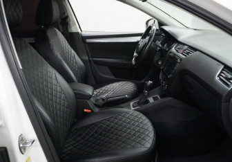 Подержанный автомобиль Skoda Octavia Liftback 2014 года (11 фото)