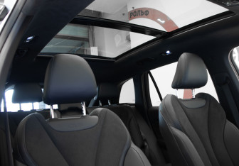 Подержанный автомобиль Geely Monjaro 2024 года (32 фото)