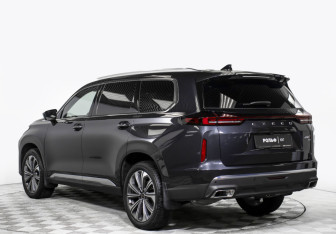 Подержанный автомобиль Exeed VX 2023 года (7 фото)