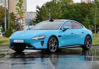 Подержанный автомобиль Xiaomi SU7 2024 года (1 фото)