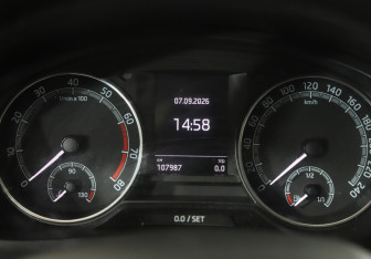 Подержанный автомобиль Skoda Rapid Liftback 2018 года (11 фото)
