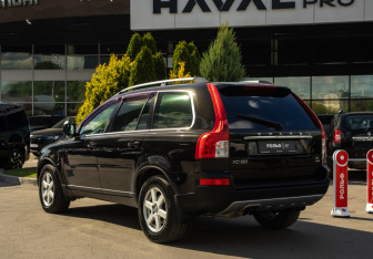 Подержанный автомобиль Volvo XC90 2009 года (5 фото)