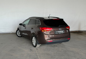 Подержанный автомобиль Kia Ceed Wagon 2014 года (4 фото)