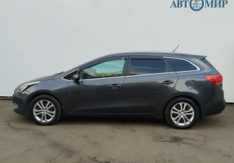 Подержанный автомобиль Kia Ceed Wagon 2013 года (8 фото)
