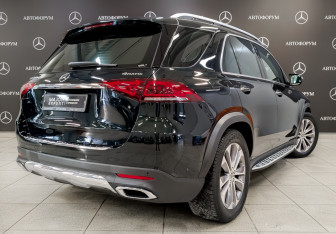 Подержанный автомобиль Mercedes-Benz GLE 2021 года (5 фото)
