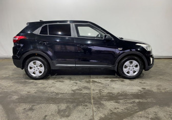 Подержанный автомобиль Hyundai Creta 2016 года (8 фото)