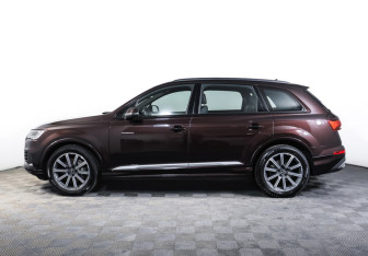 Подержанный автомобиль Audi Q7 2020 года (8 фото)
