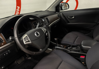 Подержанный автомобиль SsangYong Actyon 2012 года (8 фото)