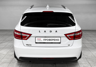 Подержанный автомобиль LADA (ВАЗ) Vesta Wagon 2019 года (6 фото)