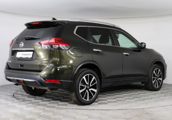 Подержанный автомобиль Nissan X-Trail 2019 года (5 фото)