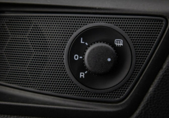 Подержанный автомобиль Skoda Yeti 2013 года (9 фото)