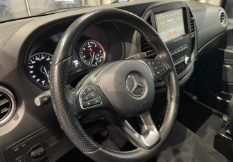 Подержанный автомобиль Mercedes-Benz Vito 2019 года (13 фото)