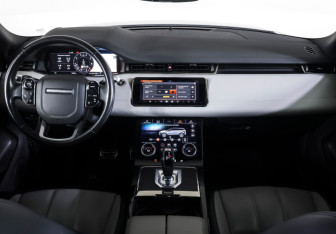 Подержанный автомобиль Land Rover Range Rover Evoque 2019 года (12 фото)