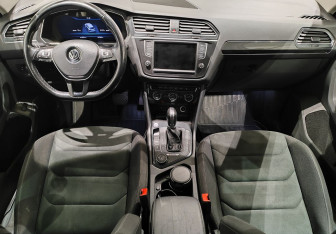 Подержанный автомобиль Volkswagen Tiguan 2017 года (10 фото)