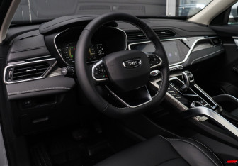 Подержанный автомобиль Belgee X70 2025 года (14 фото)