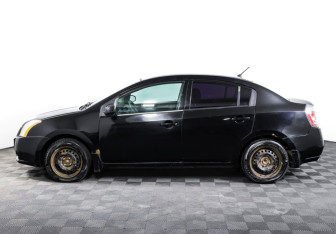 Подержанный автомобиль Nissan Sentra Sedan 2008 года (8 фото)