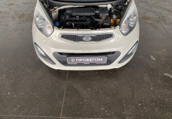 Подержанный автомобиль Kia Picanto 2011 года (14 фото)