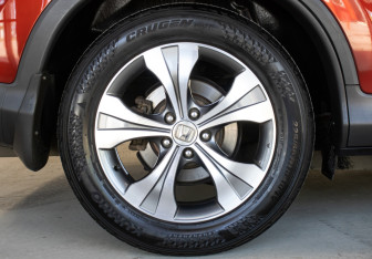 Подержанный автомобиль Honda CR-V 2014 года (22 фото)